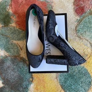 NWT Beautiful black Nine West heels